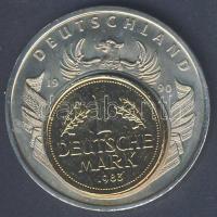 Németország 1990. "Európai valuta" fém emlékérem, közepén kivehető aranyozott 1M T:1,2