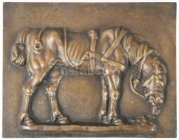 cca 1900 Abrakolt ló bronz fali plakett, jelzés nélkül, 16x20 cm