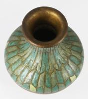 Masszív bronz váza, zománcozott díszítéssel, m: 15,5 cm