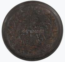 Vadászó Artemis / Diana vas falitál, d: 26,5 cm
