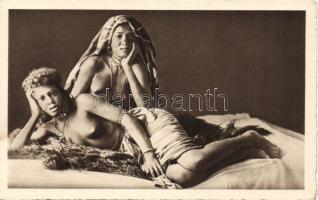Ethnic nude