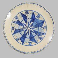 Tányér. 1780-1820 körül, Székelykeresztúr / Székelyudvarhely környéke, restaurált, d: 22 cm /// Plat...