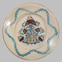 Tányér. 1780-1820 körül, Felső-Magyarország, jelzés nélkül, repedéssel, d: 28 cm /// Plate. Circa 17...