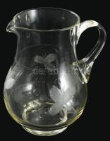 Antik szakított üveg boros kancsó, csiszolt szőlőmintával, hibátlan, m: 20 cm