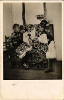 Béküljünk ki! Magyar folklór / Hungarian folklore (fl)
