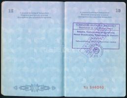 1988 Magyar Népköztársaság által kiállított útlevél török, görög, olasz vízumokkal
