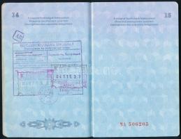 1988 Magyar Népköztársaság által kiállított útlevél török, görög, olasz vízumokkal