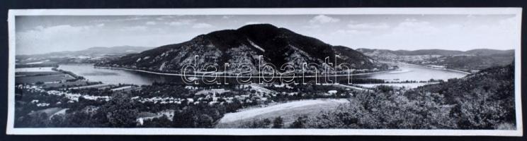 Dömös, A Dunakanyar Dömösnél. Kishonti Pál felvétele - hajtatlan panorámalap, fotó (40 cm x 10 cm) (...