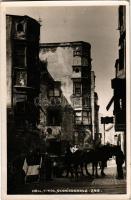 1949 Hall in Tirol, Schmiedgasse / street view. Erich Starkhammer photo (non PC) (EK)