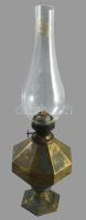 Bronztestű petróleumlámpa, cilinderrel, m:41 cm