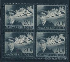 1942 Kormányzóhelyettesi gyászbélyeg négyestömb 9 csillag lemezhibával