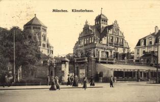 Nürnberg Bratwurstglöcklein with the list of historical frequenters (EB)