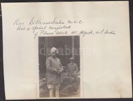 1929 Bhupinder Singh, Patiala tartomány maharadzsájának eredeti fotója és saját kezű aláírása valamint további négy indiai maharadzsa fotója és aláírása / Original photo and signature of Maharaja Bhupinder Singh head of Patiala state and signatures and photos of other four Indian maharajas on four pages 17x13 cm