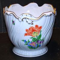 Herendi jelzéssel ellátott, II. osztályú, kézzel festett porcelán kaspó aranyozott széllel, 15 cm-es magassággal