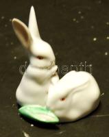 Herendi porcelán rózsás nyúlfigura / Herend chinaware rabbits 8x10 cm