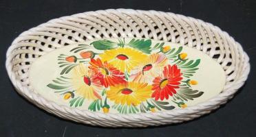Jelzés nélküli kézzel festett áttört porcelán tál / Hand painted chinaware tray 24x12 cm