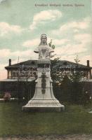 Gyula Erzsébet királyné szobra (b)