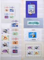 Magyar postatiszta gyűjtemény 1964-1969 sorokkal és blokkokkal + Lengyel, szovjet, svájci stb. pecsételt vegyes külföldi bélyegek, 15 lapos Abria rugós berakóban