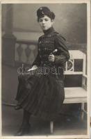 Female soldier photo (Rb)