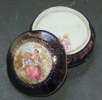 Szép német porcelán bonbonnier / German chinaeare 9x5 cm