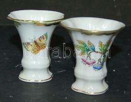 Viktória mintás Herendi vázácskák 2 db /  Herend chinaware vases 2 pieces 7 cm