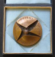 1957. "Pécs-Mecseki Fotóklub" Br emlékplakettje díszdobozban 65mm T:2