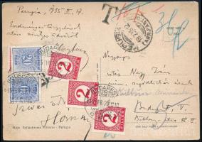 1935 Olaszországból (Perugia) Budapestre érkezett képeslap 6 db kék és piros portóbélyeggel (egyik ráragasztva egy másikra)