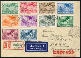 1938 Expressz ajánlott légiposta levél Repülő III. sorral Bernbe küldve / Mi 528-537 set on registered express airmail cover to Bern