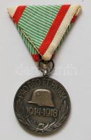 1914-1918. Ezüstözött bronz "PRO DEO ET PATRIA" emlékérem az I. világháború harcosainak, mellszalaggal T:2-