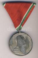 Horthy Vitézségi érem mellszalaggal T:3  csőfül cserélt
