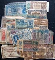 ~100db sokféle magyar bankjegy, pengőkkel, koronákkal, 6db használatlan MNB bélyeggel! T:vegyes