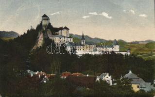 Árvaváralja with castle