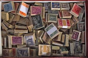 Kb 330 db 1945 előtti magyar bündli dobozban, régi hagyatékból