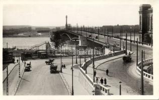 Budapest Horthy Miklós hídfő photo