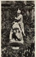 Budapest V. Irredenta szoborsorozat Kelet photo (cut)