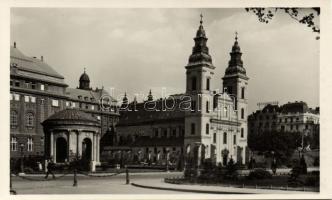 Budapest V. Belvárosi Plébániatemplom photo