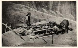 Aknaszlatina mine interior, salt cutting photo