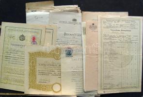 cca 1880-1950 33 db vegyes magyar bizonyítvány jó állapotban. Nem csak iskolai bizonyítványok