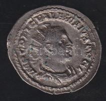 Római Császárság VALERIANUS I. 253-260. "VICTORIA AVGG" Ag Antoninian T:2/3