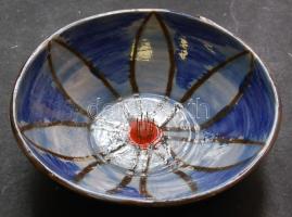 Lux Elek által készített porcelán potpourri tál 23 cm átmérőjű