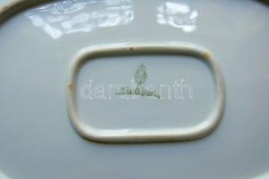 Haas & Czjek többszemélyes porcelán tálalótál hibátlan állapotban, arany mintákkal, 35 cm széles