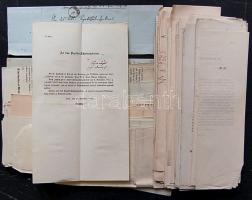 cca 1840-1880 Iskolaszéki iratok, bélyeg előtti levelek, nyomtatványok érdekességek latin, német és magyar nyelven, benne aláírásokkal is. Több száz darab érdekes irat szép állapotban megőrizve. Érdemes megnézni