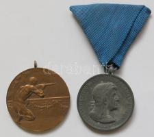 1940. "Erdélyi részek felszabadulásának emlékére" fém díjérem mellszalaggal T:3+ + 1921. V...