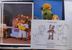 2-2 db miniplakát az MTV kiadásában: TV Maci és Süsü, a sárkány