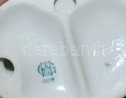 Jelzés nélküli porcelán libapásztor 11 cm magas