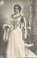 Lady photo (gluemark)