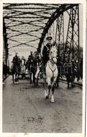 Komárom entry of the Hungarian troops, Horthy on horseback photo So.Stpl
