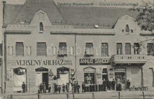 Mindszent Bankpalota a Verseny Áruházzal és Annus Sándor vas- és fűszerkereskedésével