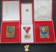 1968 "Eredményes sportmunkáért" 2 db plakett eredeti díszdobozban + úttörő kitüntetés miniatürrel, szalaggal, + MHK jelvény díszdobozban T:1-2/3