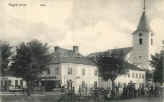 Nagybiccse main square, the boutique of József Hochfelder and the shop of Jakab Spiegel